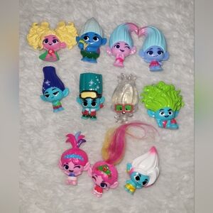 DreamWorks Trolls Figure Lot – 11 Mini Figures Mixed Styles Colorful Toy Set